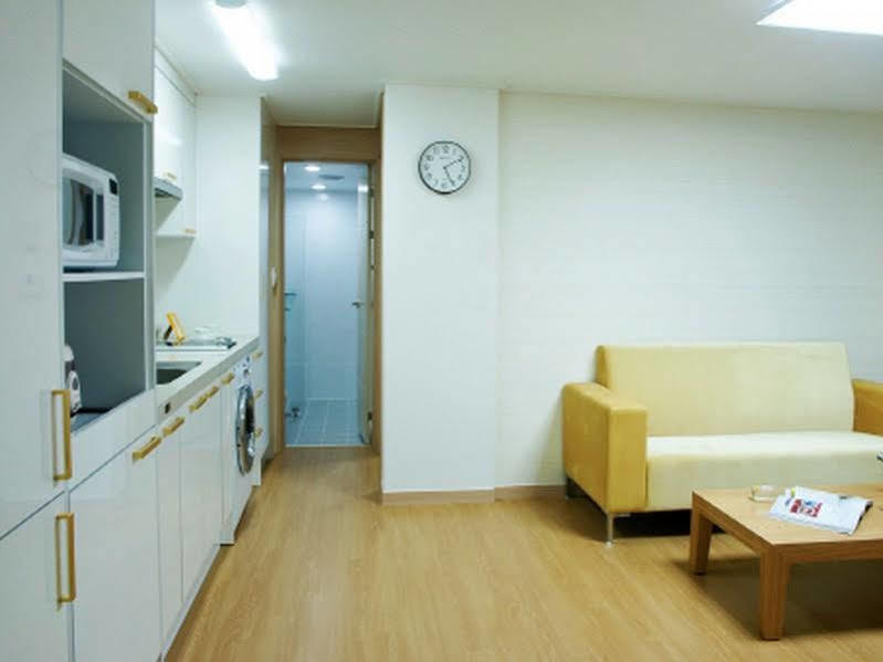 Jungmun Yegreen Residence Hotel Seogwipo Zewnętrze zdjęcie